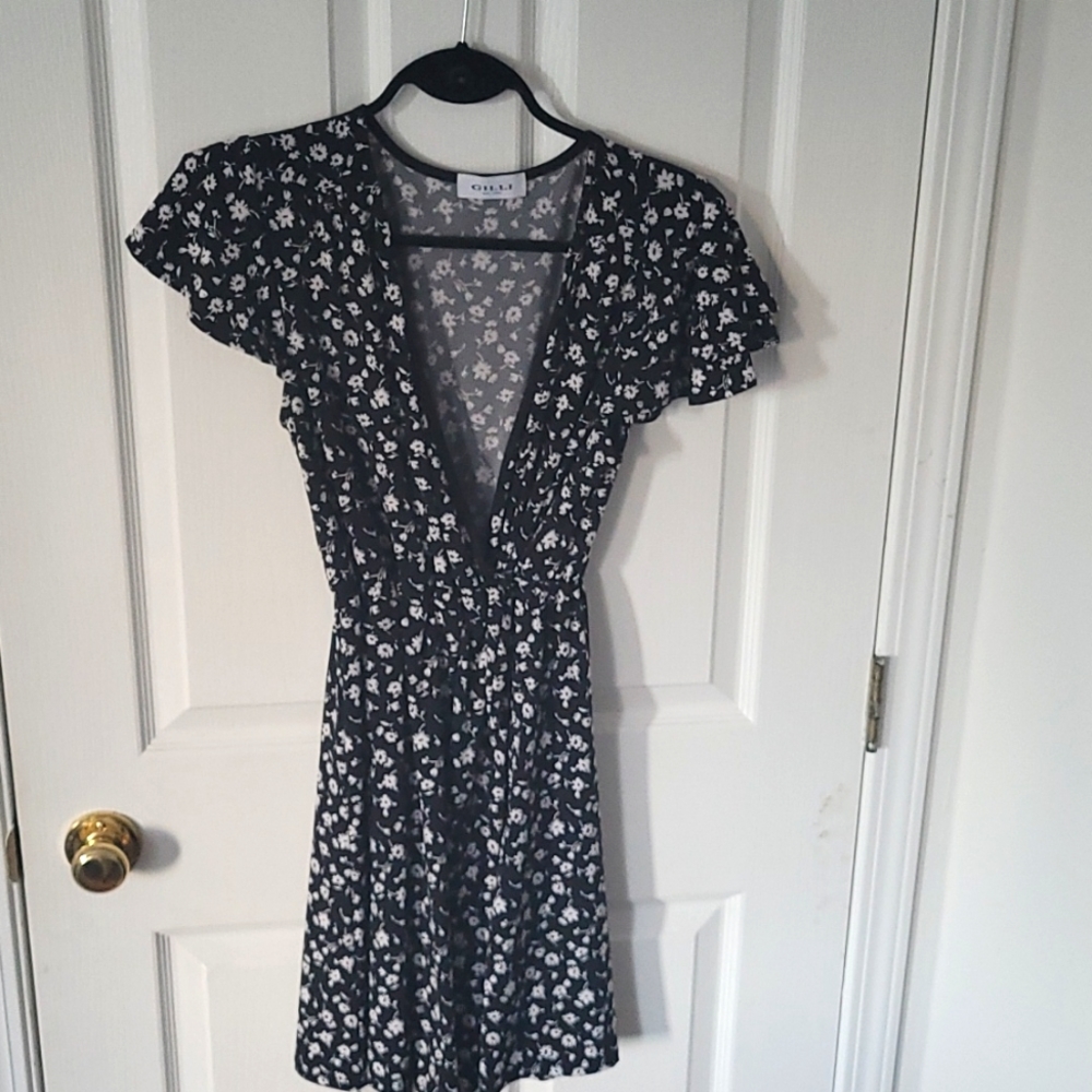 Gilli floral dress